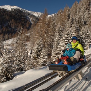 parco divertimenti neve giochi